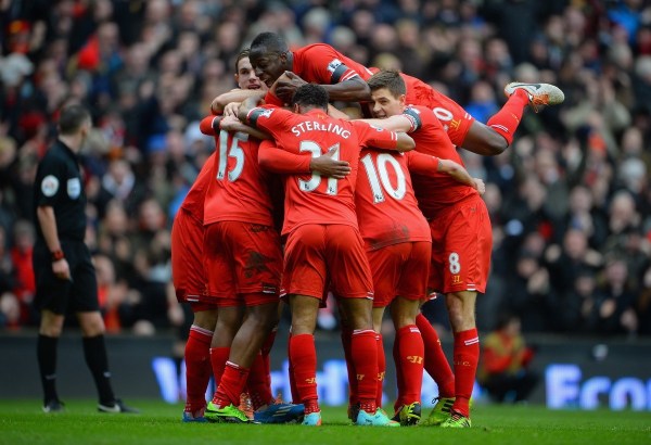  曼城中场核心伤愈复出助力球队取胜